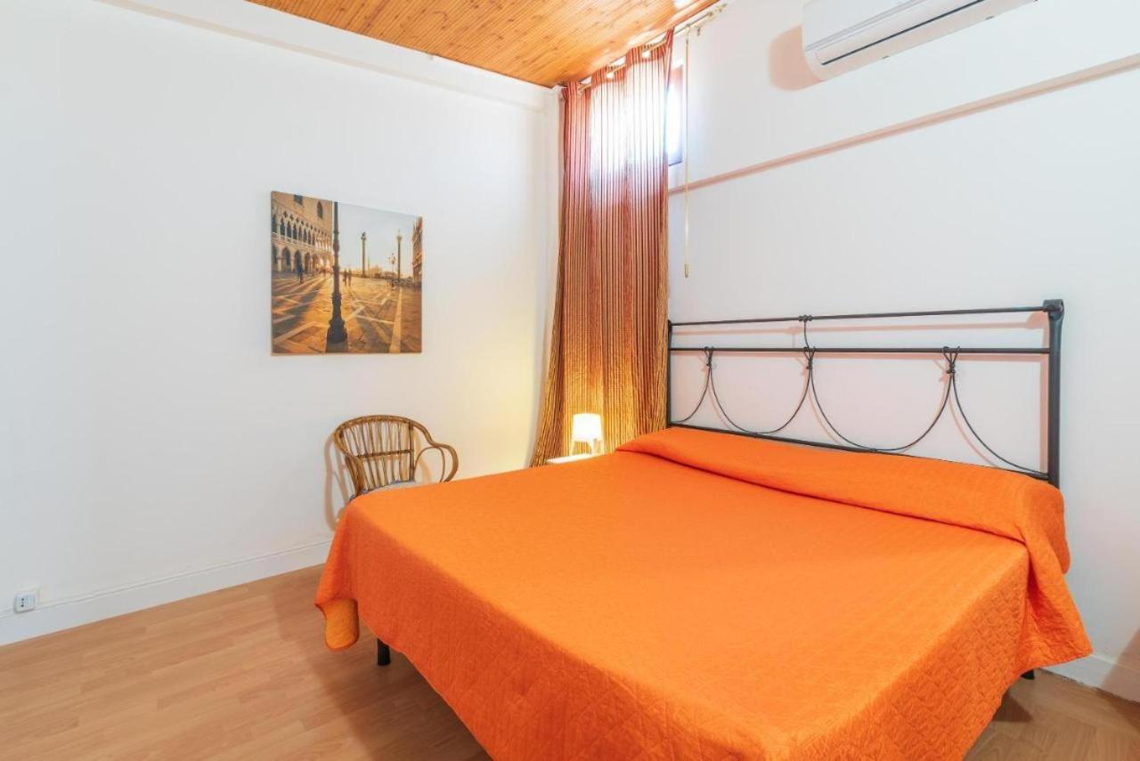 Villa Con Piscina Al Mare オンニーナ エクステリア 写真