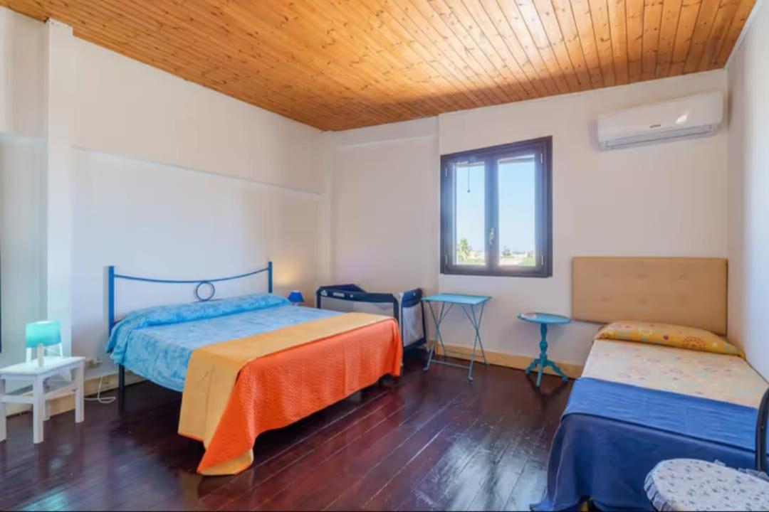 Villa Con Piscina Al Mare オンニーナ エクステリア 写真
