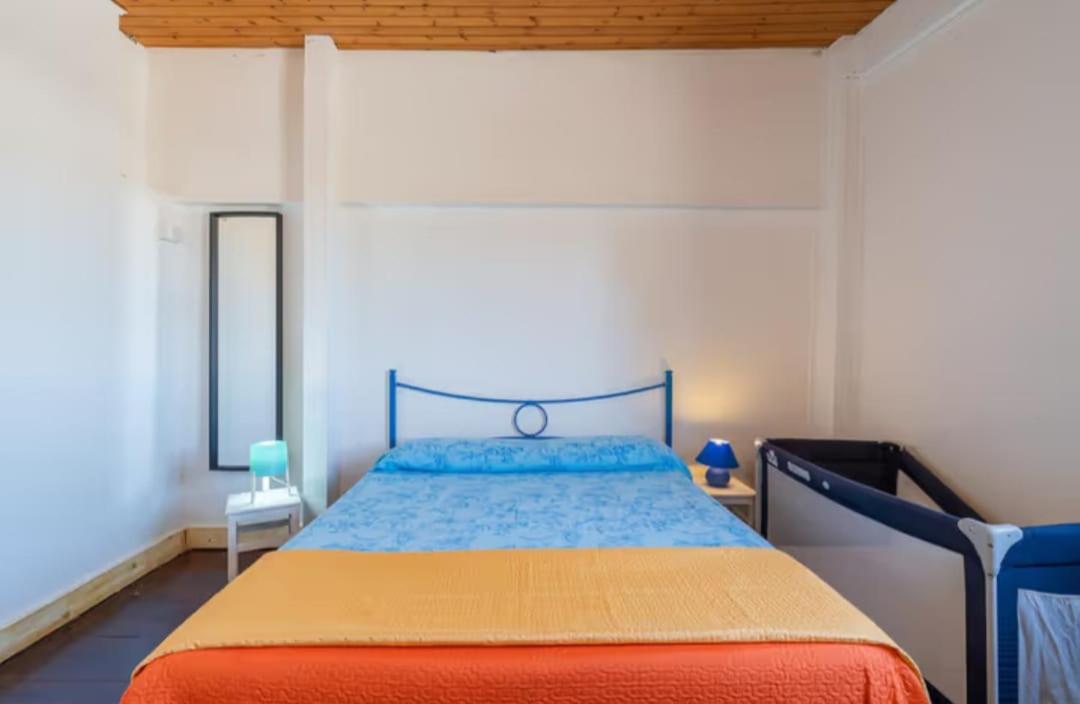 Villa Con Piscina Al Mare オンニーナ エクステリア 写真