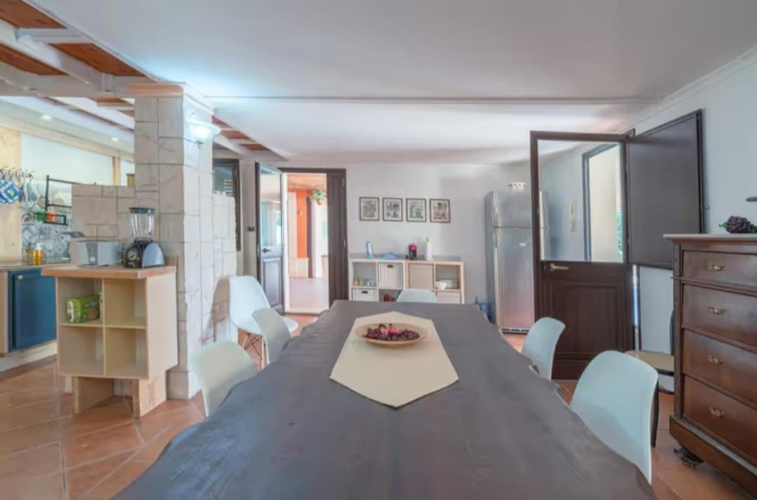 Villa Con Piscina Al Mare オンニーナ エクステリア 写真